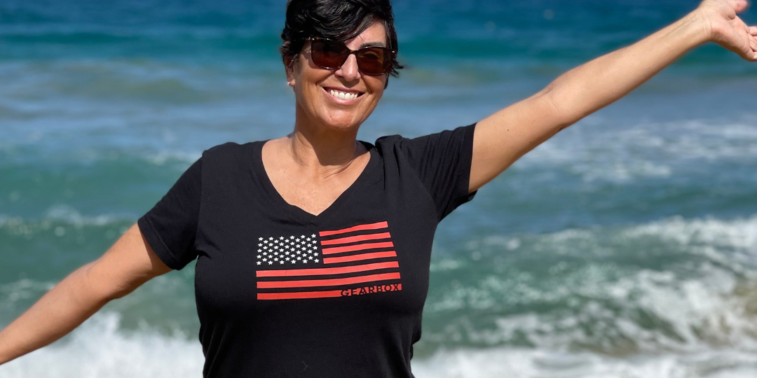 Laura Jaget on beach