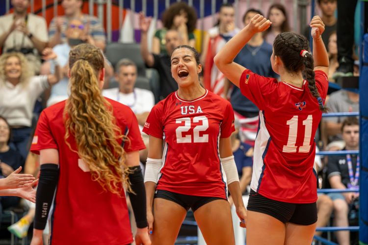 Awesome U15 Girls' Volleyball happy point reax 20260712-DCS_7998