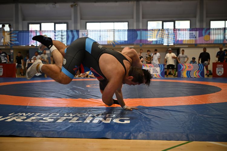 Great shot Greenberg in midair flip wrestling DCS_1965