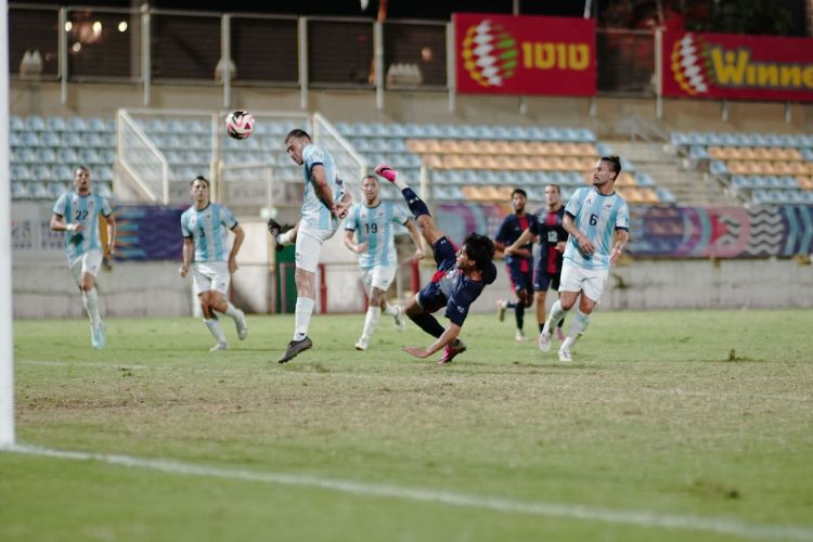 Open Men's soccer Final vs ARG great bicycle kick DSC05140