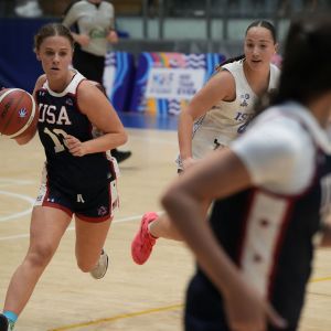U17 Girls' Basketball AMH00550 U17 Girls' Basketball AMH00550